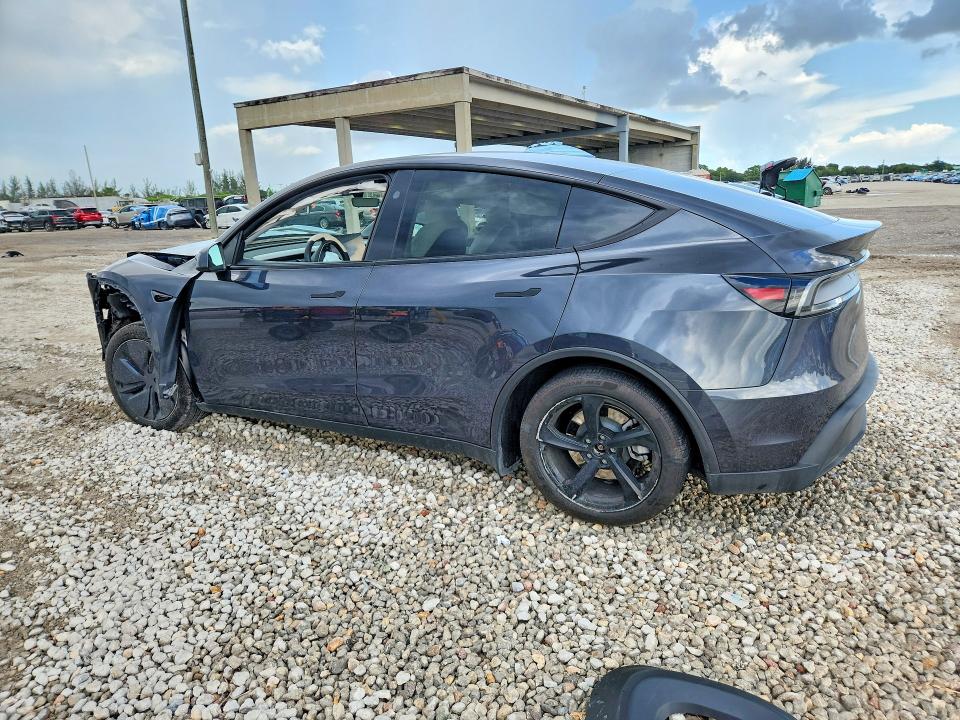 صورة رقم 2 من المزاد - 2026 TESLA MODEL Y مع VIN 7SAYGDED8TA450891