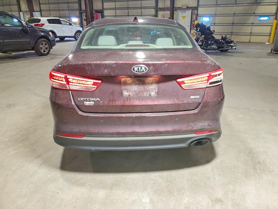 Photo 6 from auction – 2016 KIA OPTIMA with VIN 5XXGT4L1XGG002543