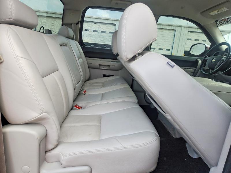 Photo 10 from auction – 2010 CHEVROLET SILVERADO with VIN 3GCRCSE09AG106981