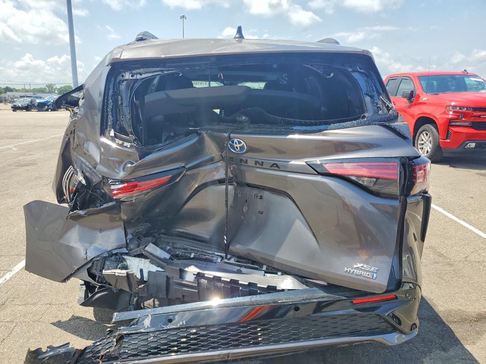 Photo 6 from auction – 2022 TOYOTA SIENNA with VIN 5TDDRKEC1NS106676