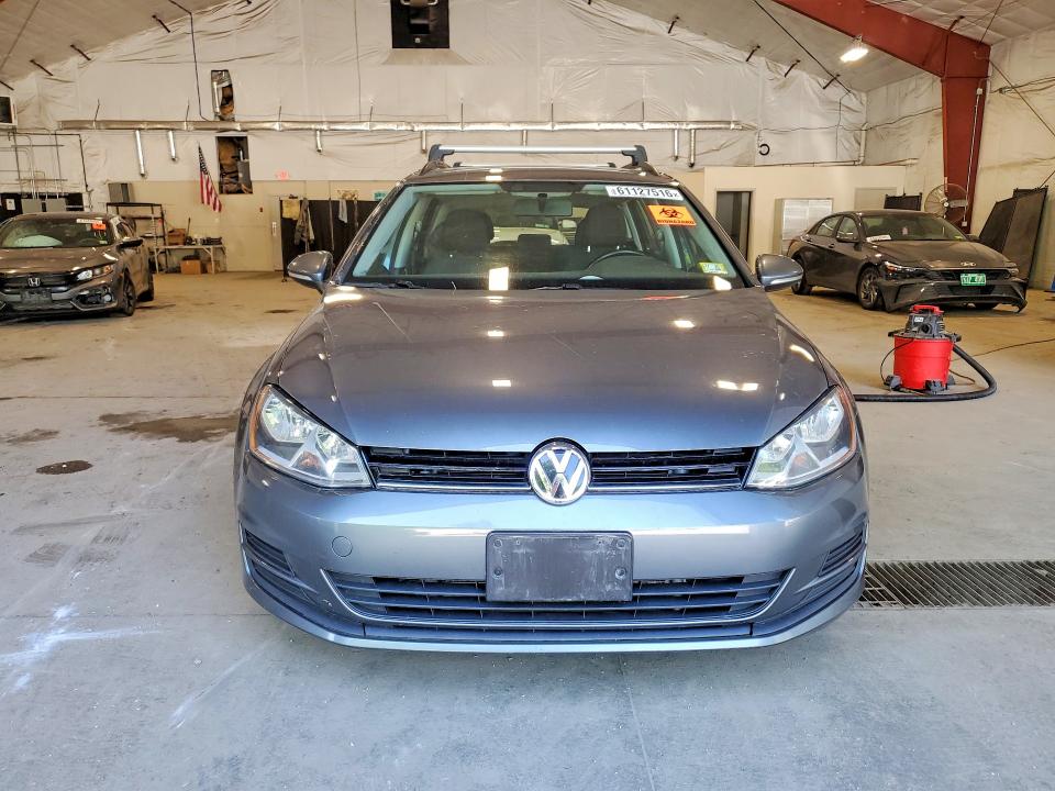 Photo 5 from auction – 2017 VOLKSWAGEN GOLF SPORTWAGEN with VIN 3VW017AU8HM512716