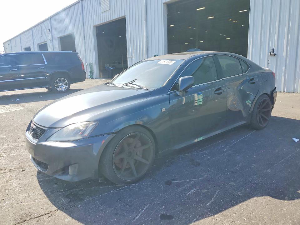 LEXUS IS 250 2008 with VIN JTHBK262585085325 - Photo from auction