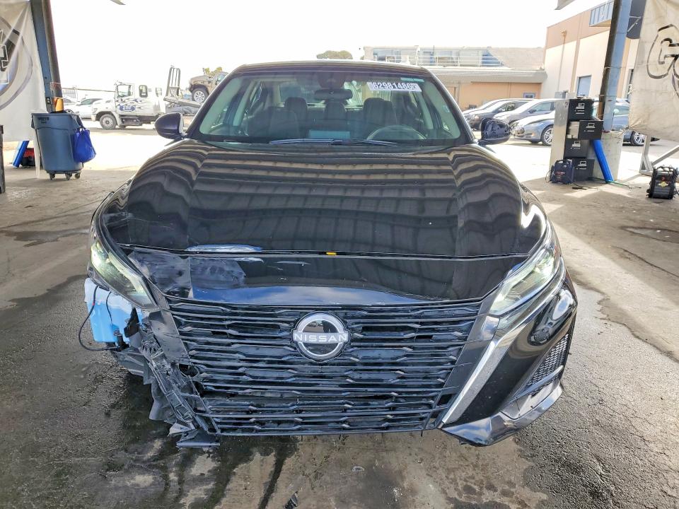 Photo 5 from auction – 2025 NISSAN ALTIMA with VIN 1N4BL4DV8SN432229