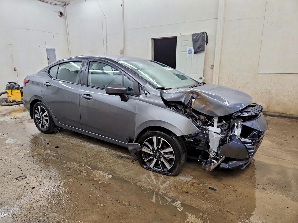 Photo 4 from auction – 2025 NISSAN VERSA with VIN 3N1CN8EV3SL894179