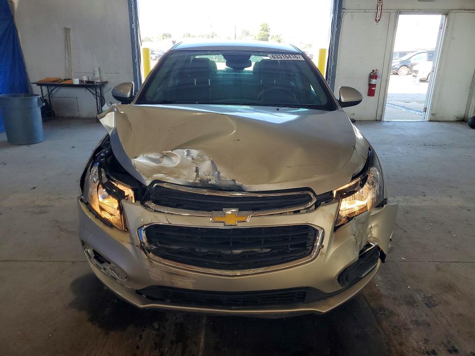 Photo 5 from auction – 2015 CHEVROLET CRUZE with VIN 1G1PC5SB5F7166640