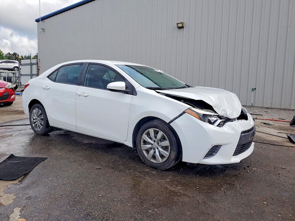 Photo 4 from auction – 2015 TOYOTA COROLLA with VIN 2T1BURHEXFC406657