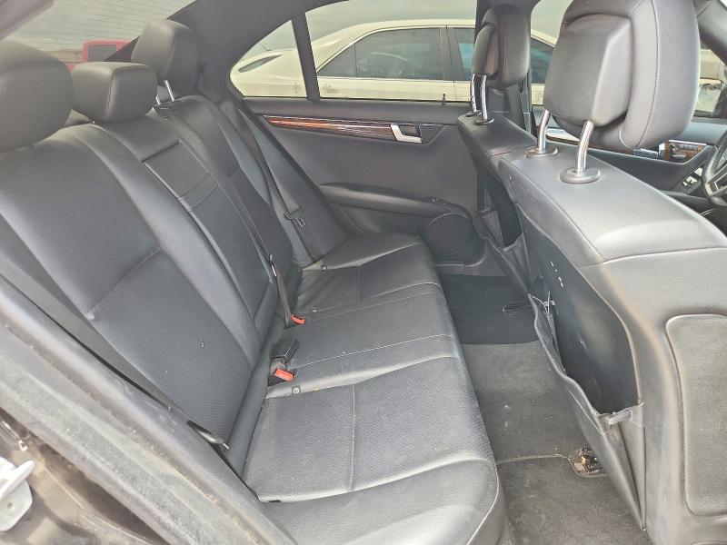 Photo 10 from auction – 2014 MERCEDES-BENZ C with VIN WDDGF4HB0EA937920