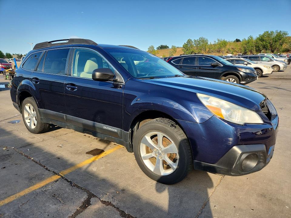 Photo 4 from auction – 2013 SUBARU OUTBACK with VIN 4S4BRCKC7D3271726