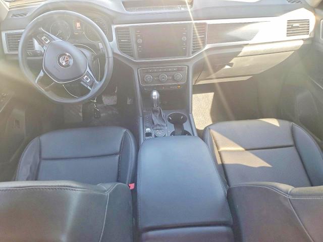 Photo 8 from auction – 2019 VOLKSWAGEN ATLAS with VIN 1V2UR2CA1KC540819