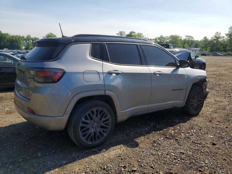 Photo 3 from auction – 2022 JEEP COMPASS with VIN 3C4NJDCB9NT116928