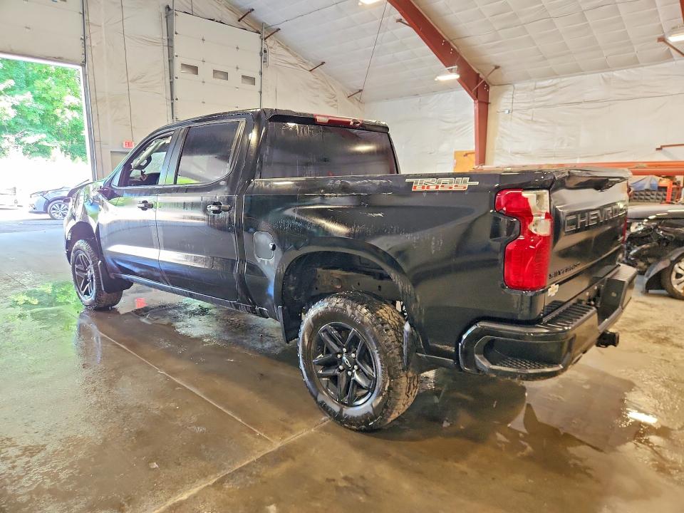 Photo 2 from auction – 2025 CHEVROLET SILVERADO with VIN 3GCUKCED4SG157666