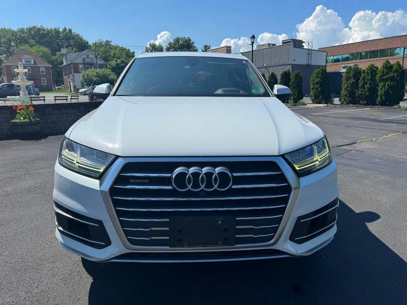 Photo 6 from auction – 2018 AUDI Q7 with VIN WA1VAAF77JD018948