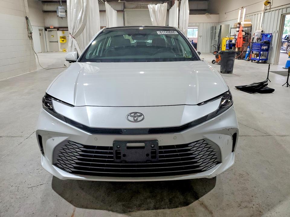 Photo 5 from auction – 2025 TOYOTA CAMRY with VIN 4T1DAACKXSU575585