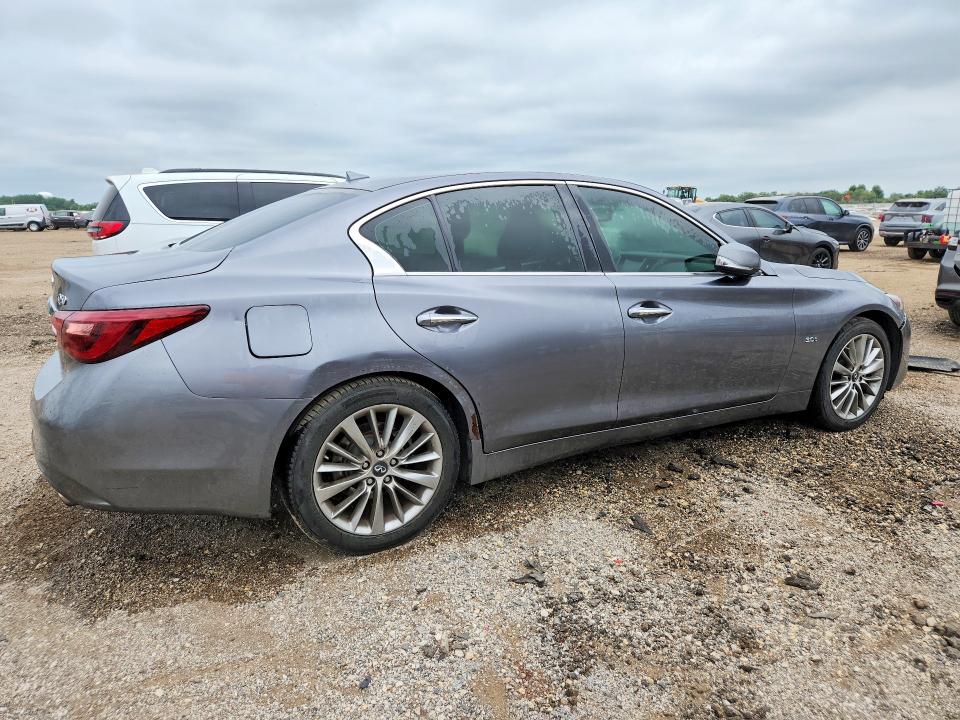Photo 3 from auction – 2018 INFINITI Q50 with VIN JN1EV7AP1JM361861