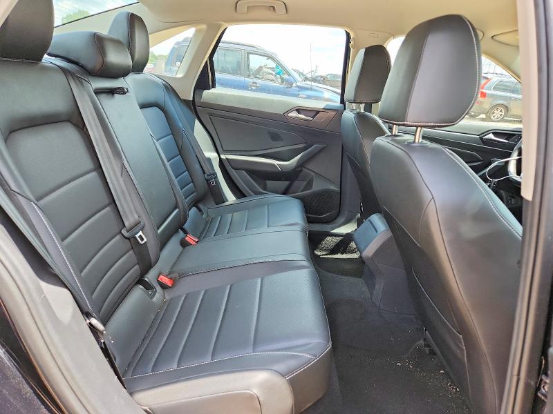 Photo 10 from auction – 2024 VOLKSWAGEN JETTA with VIN 3VWEM7BU1RM083836