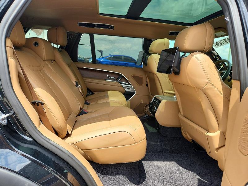 Снимка 11 от търг – 2023 LAND ROVER RANGE ROVER с VIN SALK1BE71PA039247