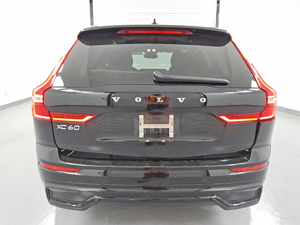 Photo 6 from auction – 2024 VOLVO XC60 with VIN YV4H60DK9R1848895