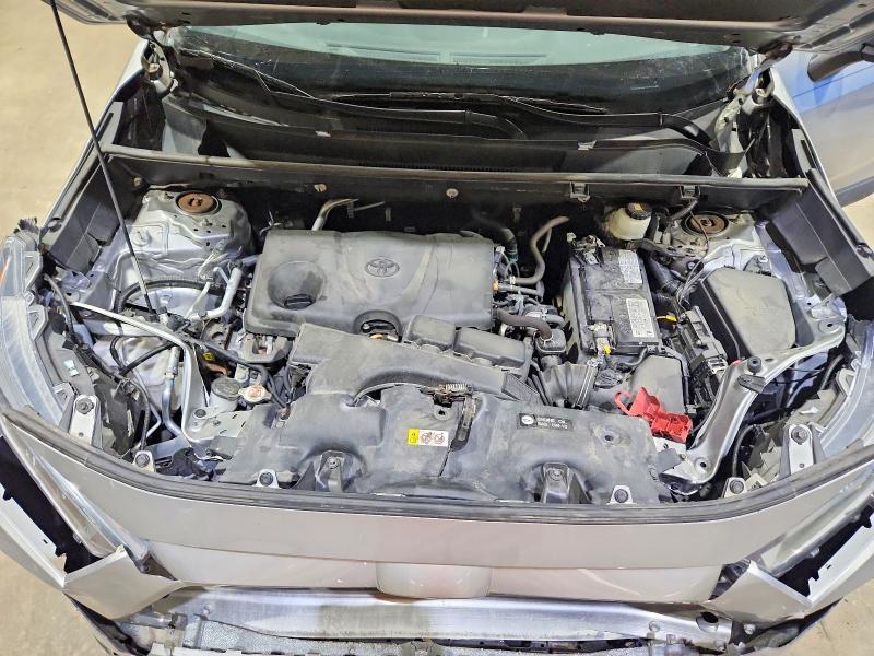 Photo 12 from auction – 2020 TOYOTA RAV4 with VIN 2T3F1RFV8LC105739