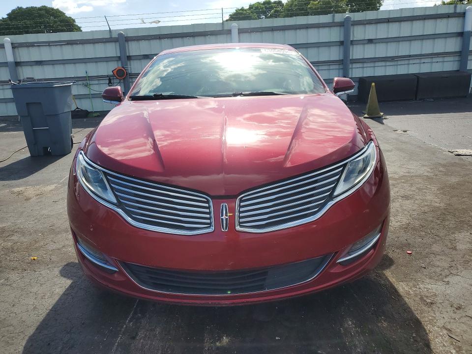 Photo 5 from auction – 2016 LINCOLN MKZ with VIN 3LN6L2GK5GR629473