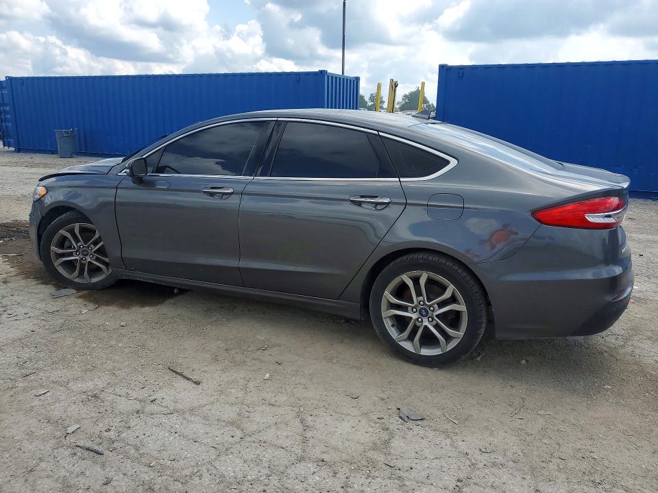 Photo 2 from auction – 2019 FORD FUSION with VIN 3FA6P0CD3KR147426