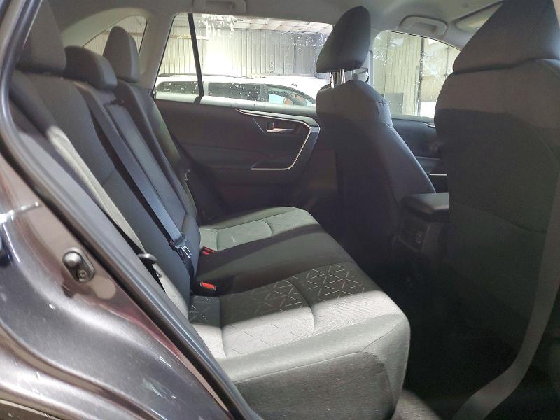 Photo 11 from auction – 2025 TOYOTA RAV4 with VIN 2T3P1RFV5SW614303