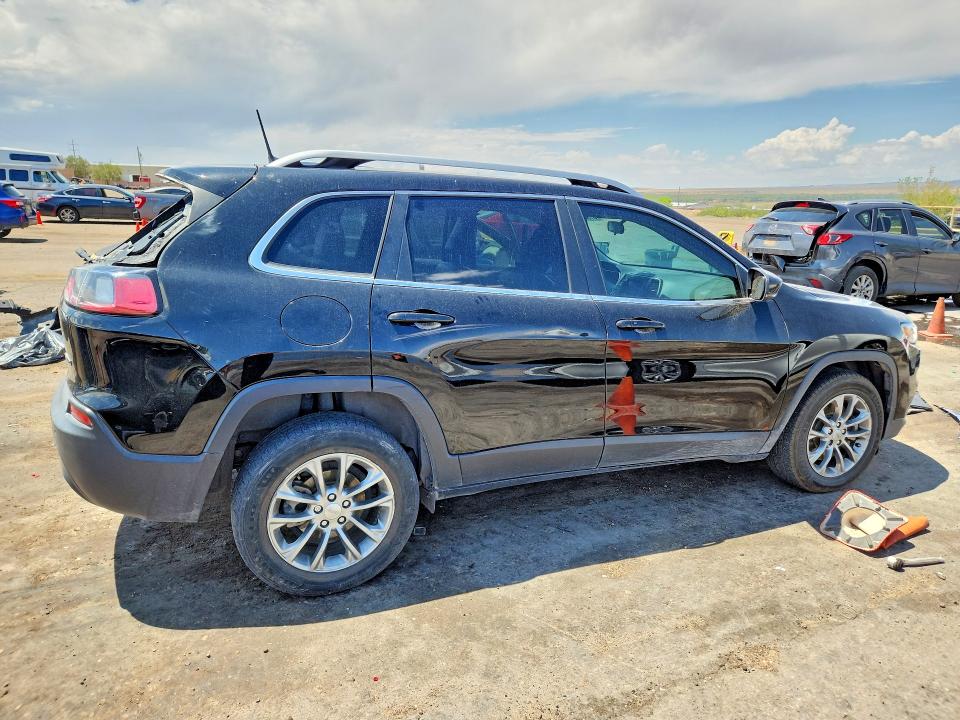 Photo 3 from auction – 2019 JEEP CHEROKEE with VIN 1C4PJLLB4KD428904