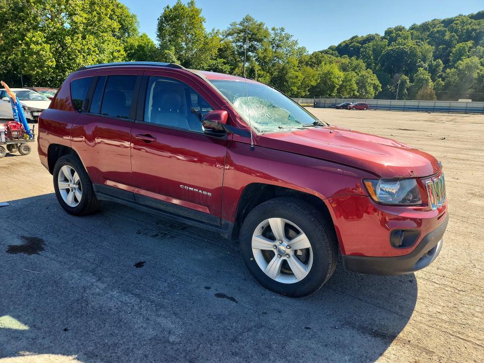 Photo 4 from auction – 2014 JEEP COMPASS with VIN 1C4NJDEB1ED621929
