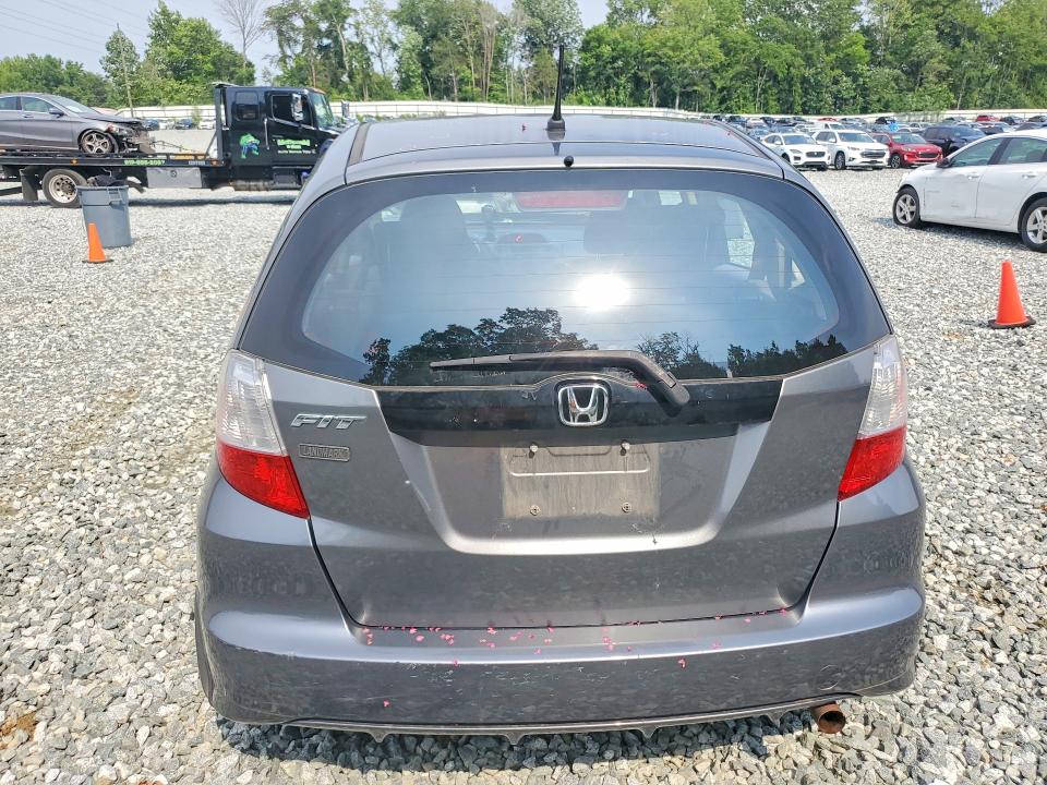 Photo 6 from auction – 2013 HONDA FIT with VIN JHMGE8H33DC083035