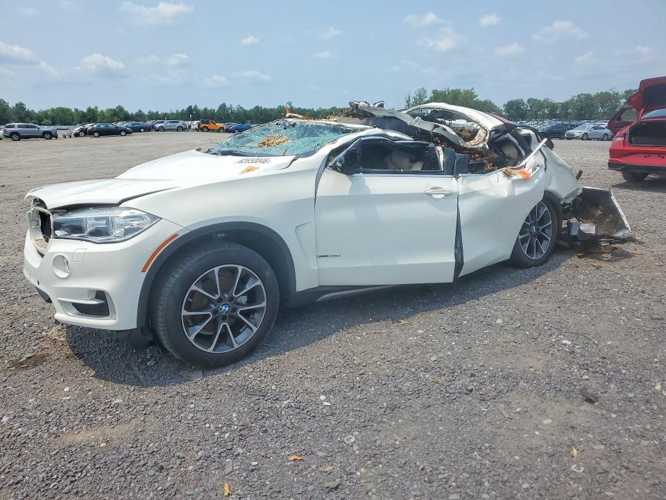 BMW X5 2017 with VIN 5UXKR0C52H0V67598 - Photo from auction