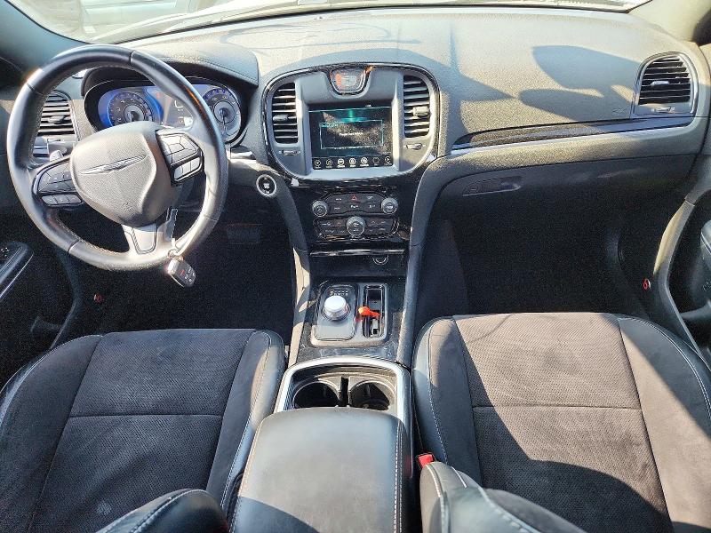 Photo 8 from auction – 2017 CHRYSLER 300 with VIN 2C3CCAGG3HH651311