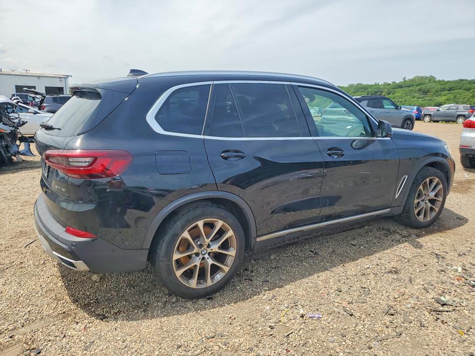 Photo 3 from auction – 2022 BMW X5 with VIN 5UXCR4C07N9N09171