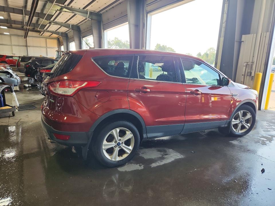 Photo 3 from auction – 2014 FORD ESCAPE with VIN 1FMCU0G92EUC68386