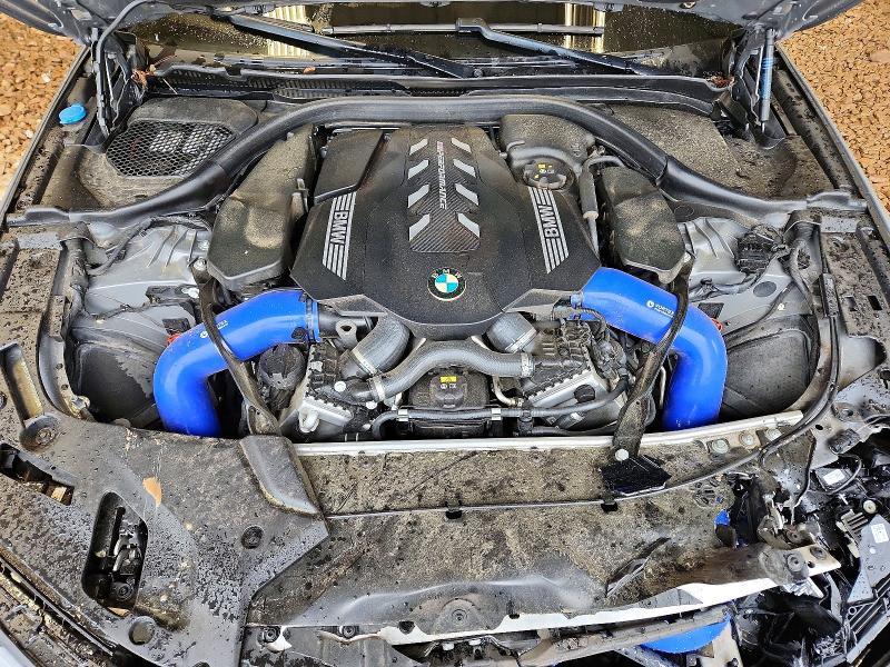 Photo 11 from auction – 2021 BMW M550XI with VIN WBA13BK04MCH00208