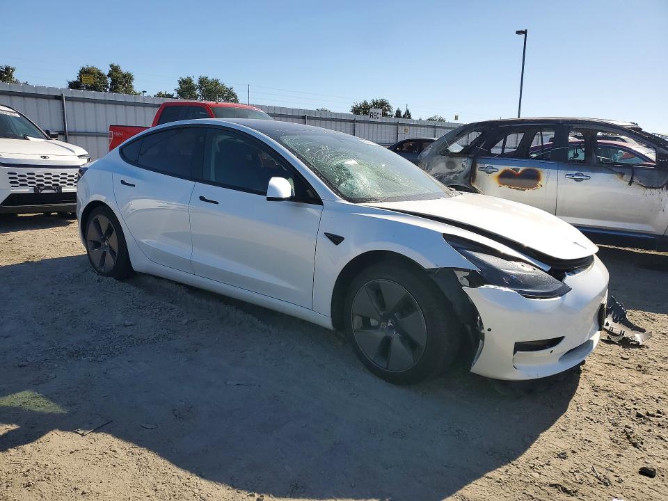 Photo 4 from auction – 2021 TESLA MODEL 3 with VIN 5YJ3E1EA5MF985585