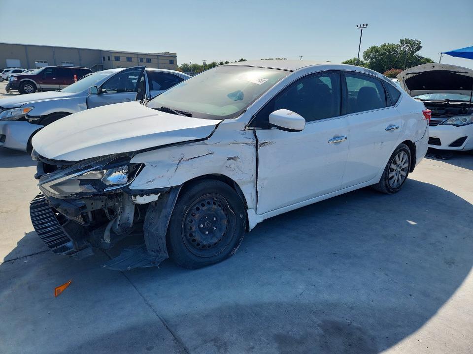 NISSAN SENTRA 2016 with VIN 3N1AB7AP5GY313695 - Photo from auction