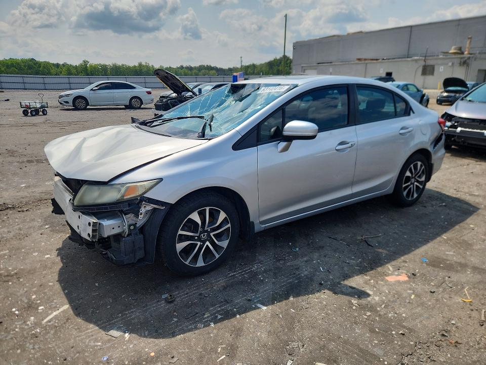 HONDA CIVIC 2015 with VIN 19XFB2F88FE040730 - Photo from auction