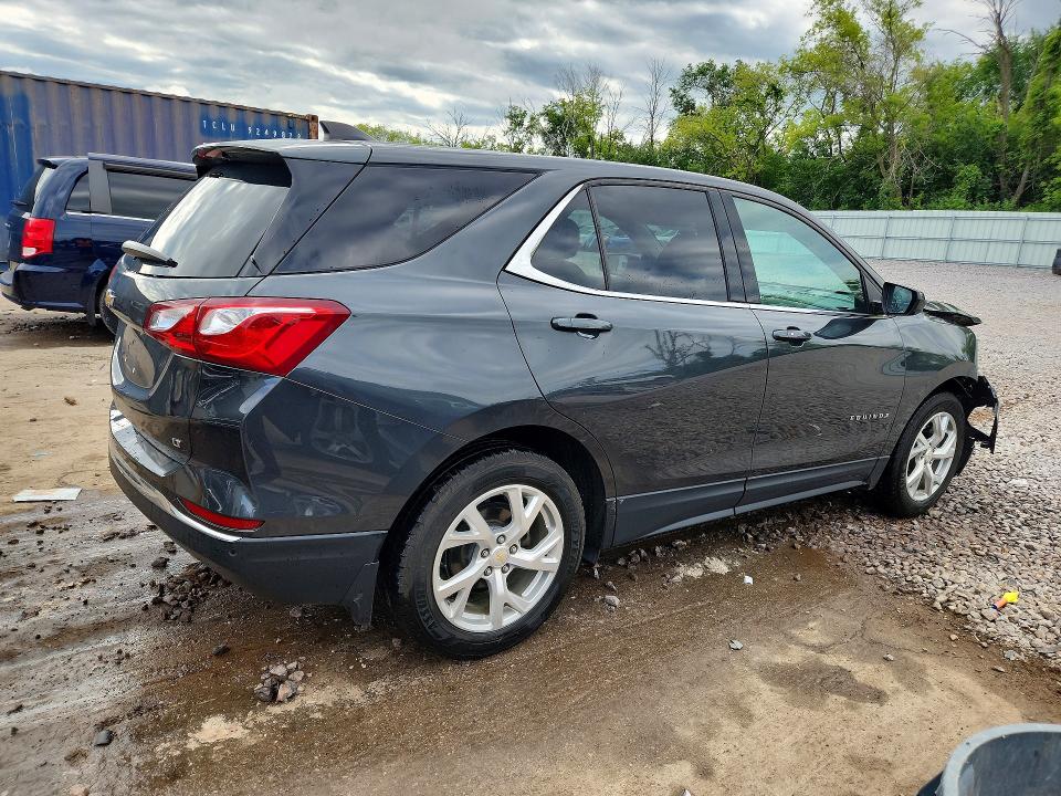 Photo 3 from auction – 2020 CHEVROLET EQUINOX with VIN 2GNAXKEV1L6168068