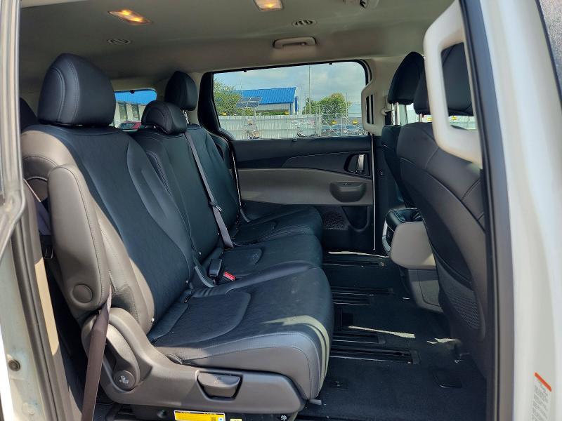 Photo 10 from auction – 2026 KIA CARNIVAL with VIN KNDNC5K30T6590431