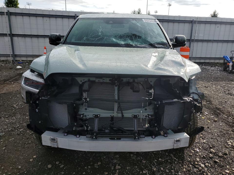 Photo 5 from auction – 2026 TOYOTA TUNDRA with VIN 5TFLA5DB0TX409565