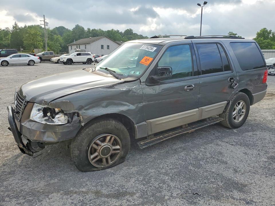 FORD EXPEDITION 2003 z numerem VIN 1FMPU16LX3LA95496 - Zdjęcie z aukcji