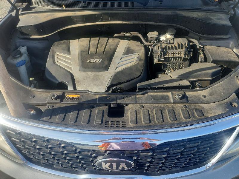 Photo 12 from auction – 2015 KIA SORENTO with VIN 5XYKTDA71FG657623
