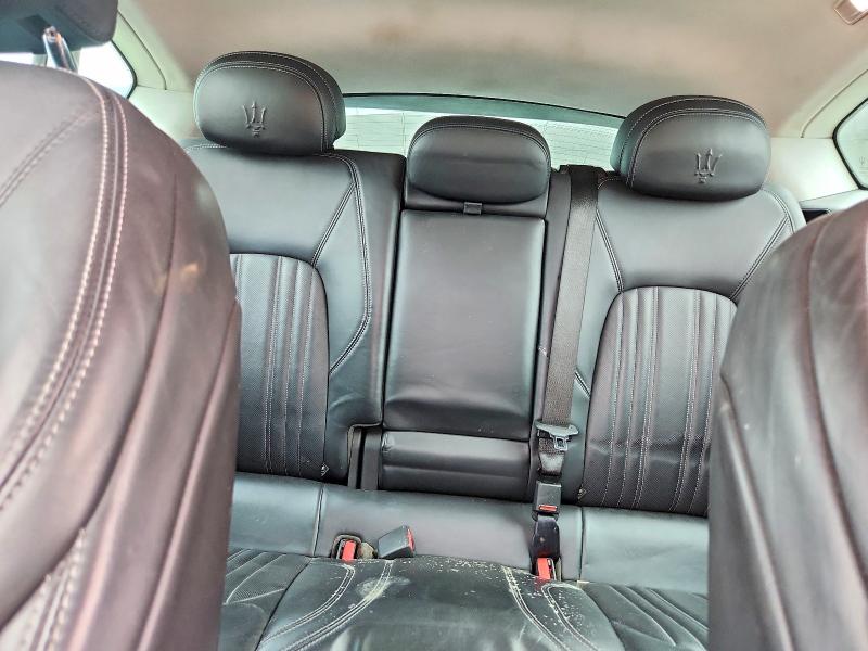Photo 10 from auction – 2017 MASERATI LEVANTE with VIN ZN661XUL2HX263371