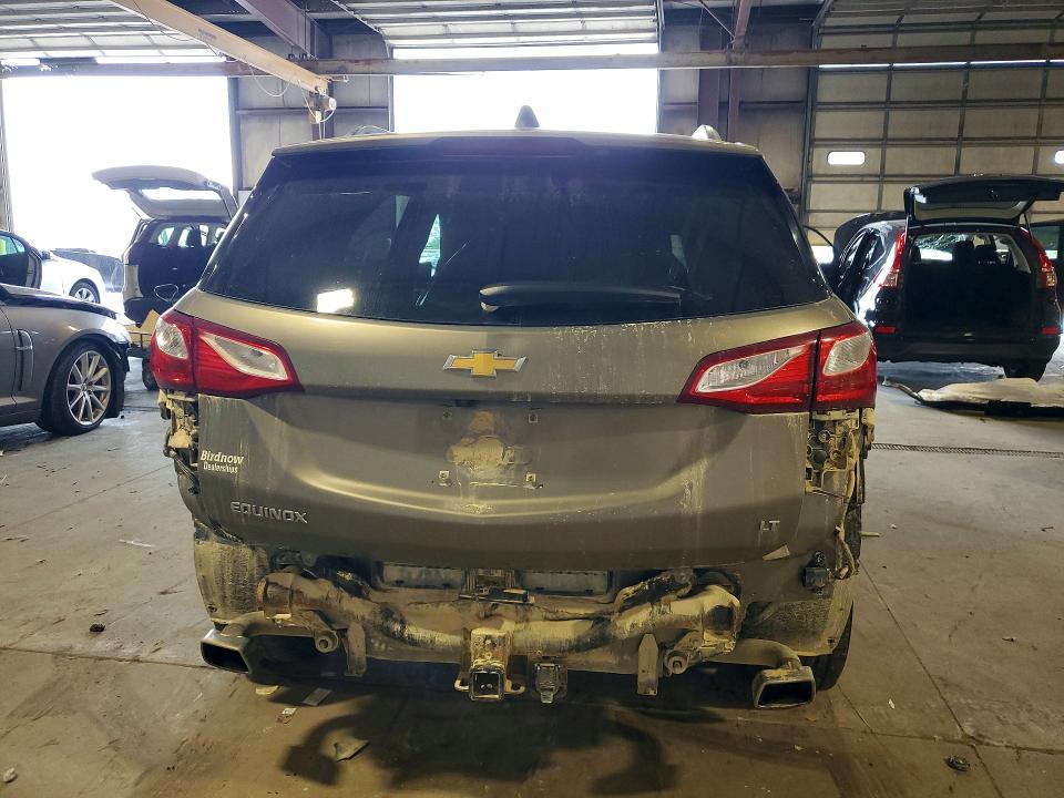 Photo 6 from auction – 2018 CHEVROLET EQUINOX with VIN 3GNAXTEX2JS523271