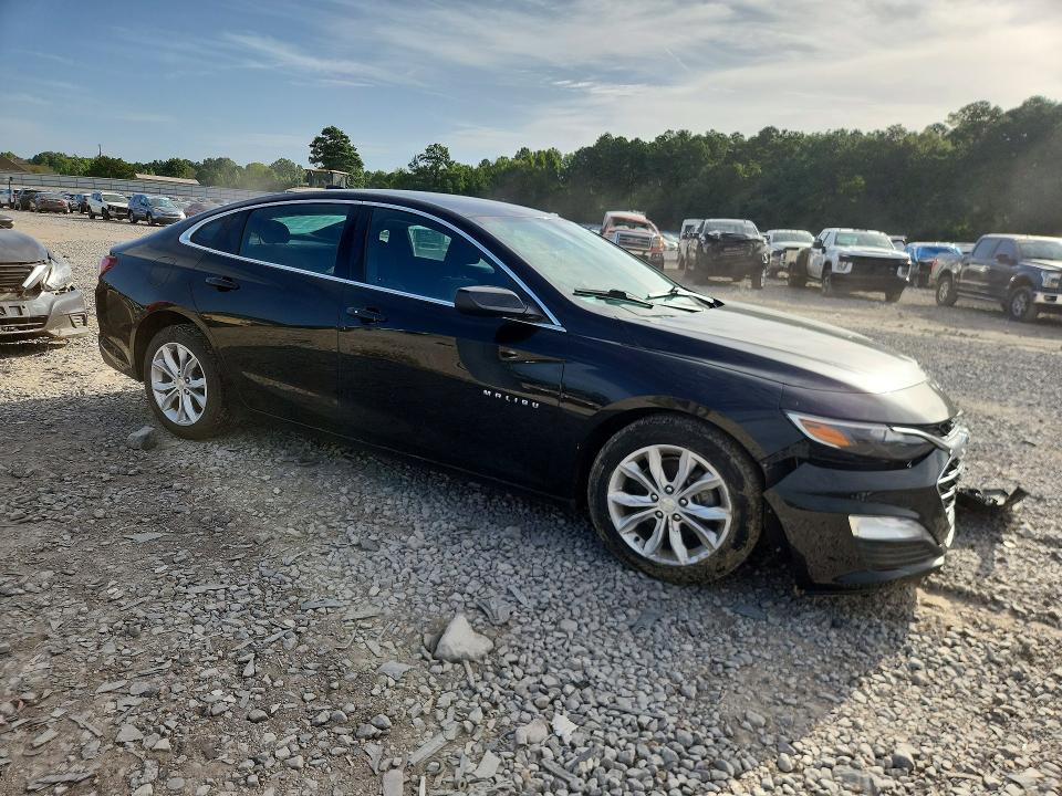 Photo 4 from auction – 2020 CHEVROLET MALIBU with VIN 1G1ZD5ST9LF085964