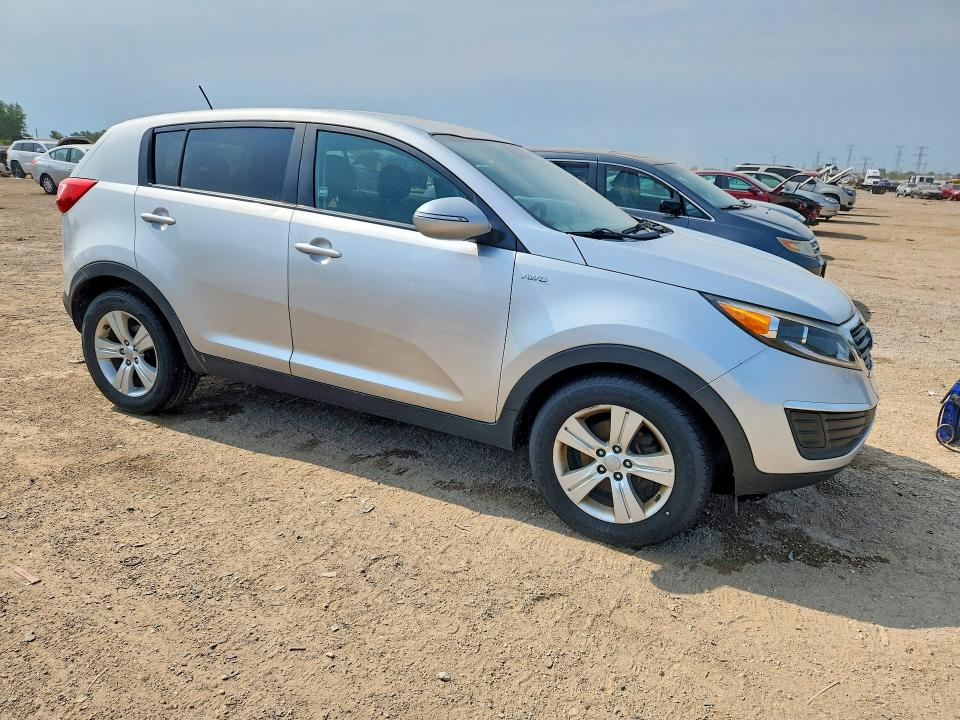 Photo 4 from auction – 2013 KIA SPORTAGE with VIN KNDPBCA20D7418856