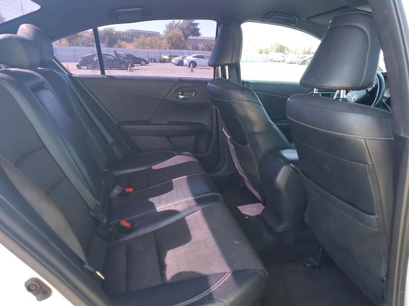 Photo 10 from auction – 2017 HONDA ACCORD with VIN 1HGCR2F52HA076456