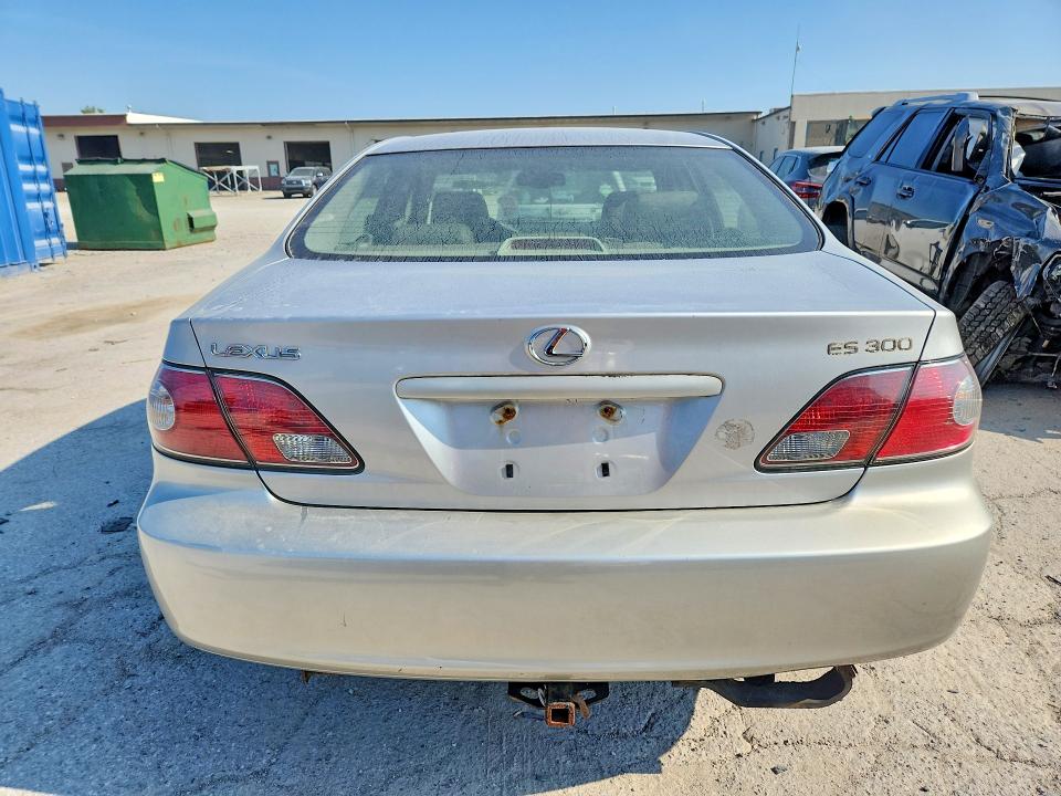 Zdjęcie 6 z aukcji – 2003 LEXUS ES z VIN JTHBF30GX30140632