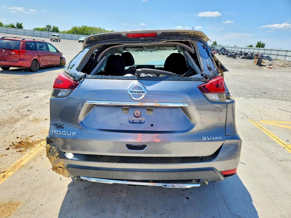 Zdjęcie 6 z aukcji – 2018 NISSAN ROGUE z VIN KNMAT2MV7JP593510