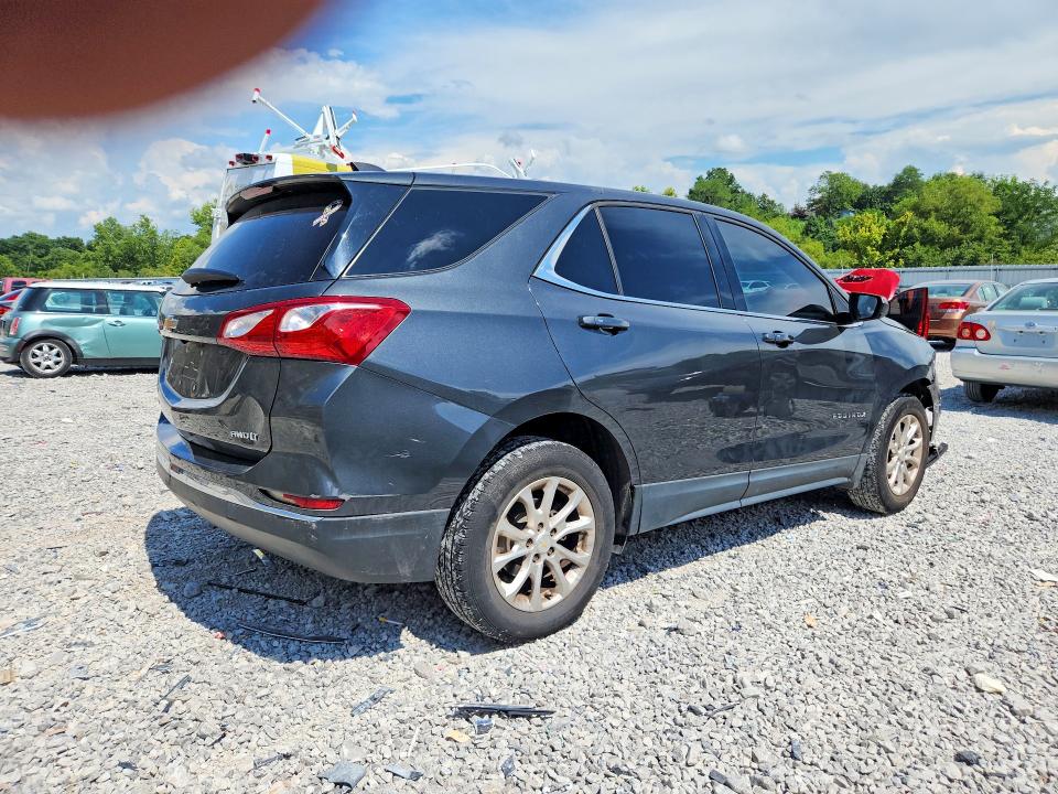 Photo 3 from auction – 2018 CHEVROLET EQUINOX with VIN 2GNAXSEV4J6123350