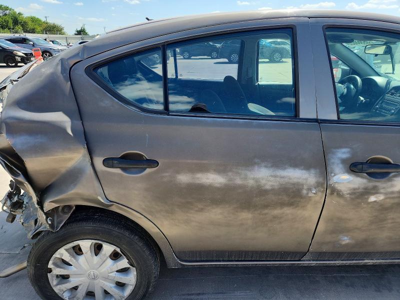 Фото 10 с аукциона – 2015 NISSAN VERSA с VIN 3N1CN7AP0FL820533